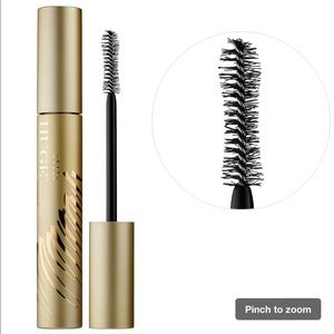 Stila HUGE Extreme Lash Mascara